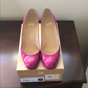 Christian Louboutin  patent leather simple pump